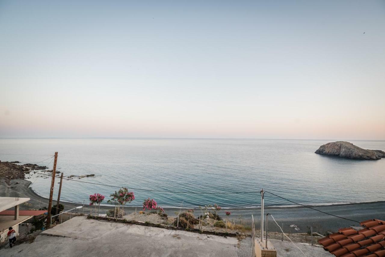 Beach View Kali Limenes Bagian luar foto